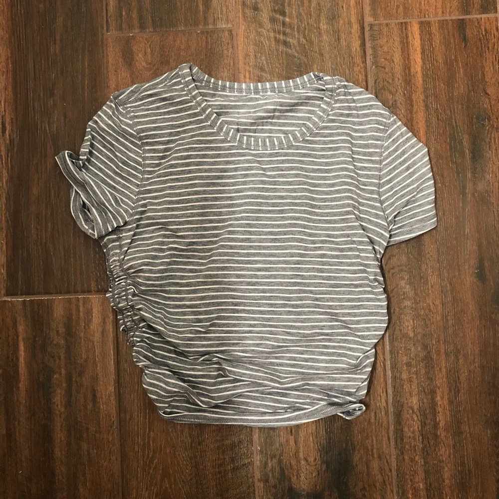 Lululemon ruched crop top size 4
